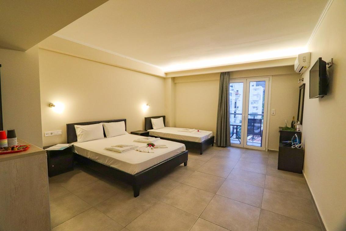 Hotel Banbus Loutra Edipsou  Exterior photo